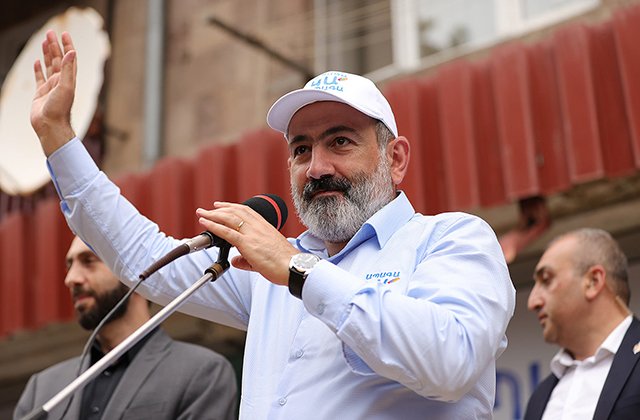Խորհրդարանական արտահերթ ընտրությունների արդյունքներն ամփոփող հանրահավաք՝ Երևանի Հանրապետության հրապարակում (ուղիղ)
