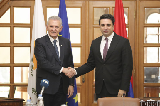 ԱԺ խոսնակը Կիպրոսի նախագահի հանձնակատարի հետ քննարկել է հայ ռազմագերիների վերադարձի հարցը
