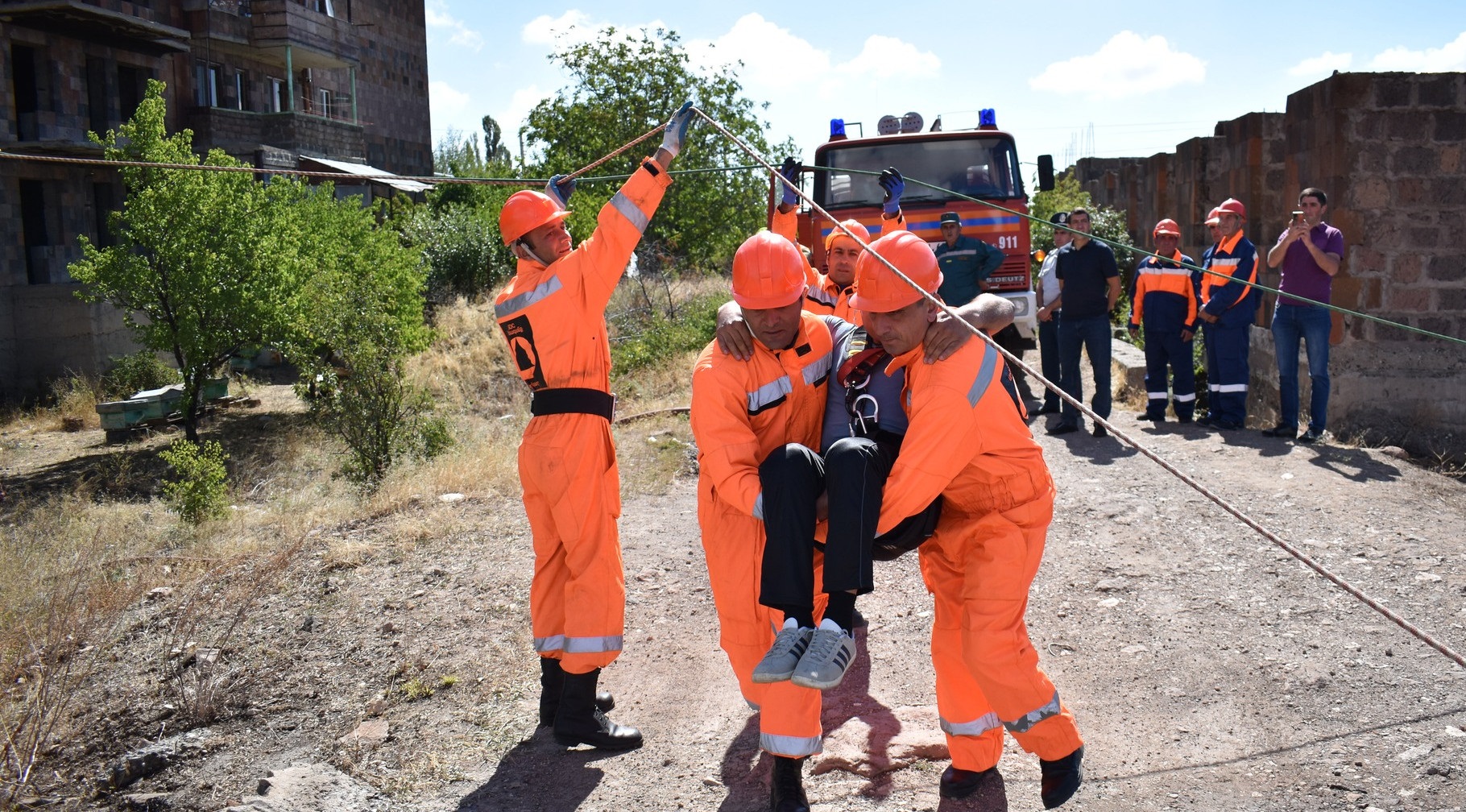 Թալինում կազմակերպվել է ուժեղ երկրաշարժի դեպքում փրկարարական աշխատանքների կազմակերպման թեմայով ուսումնավարժություն