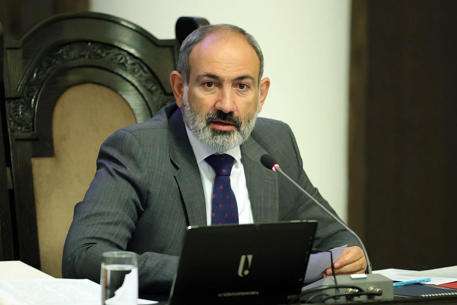 Ով կզբաղեցնի զինդատախազի պաշտոնը, և ինչ է սպասվում Արթուր Դավթյանին. Փաշինյանը որոշումներ է կայացրել. «Ժողովուրդ»