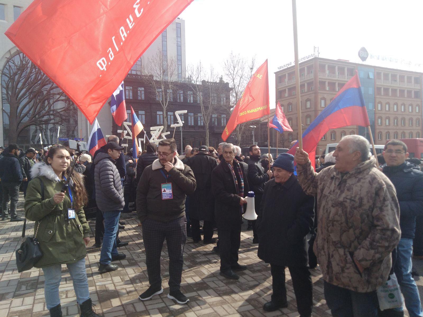 В Ереване состоялся митинг в поддержку России, организованный движением «Сильная Армения вместе с Россией: Во имя нового союза»