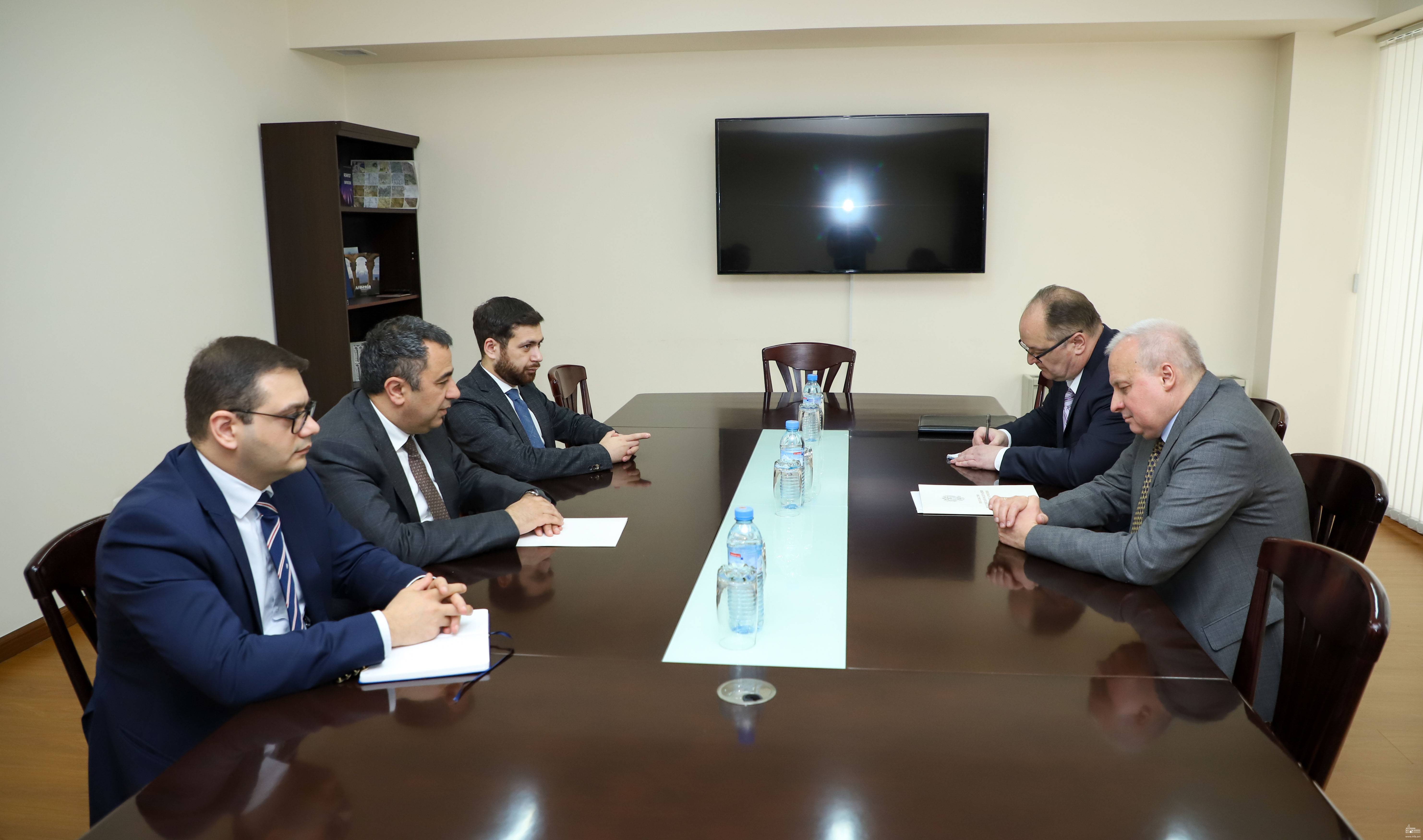 ԱԳՆ տեղակալներն ու ՌԴ դեսպանը մտքեր են փոխանակել ՀՀ-ի և Ադրբեջանի միջև հարաբերությունների կարգավորման շուրջ վերջին զարգացումների մասին