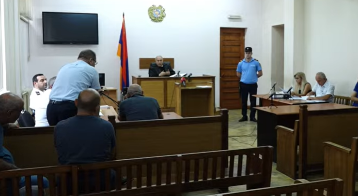 Փաշինյանի ավտոշարասյան վրաերթի գործով դատական նիստը` ուղիղ