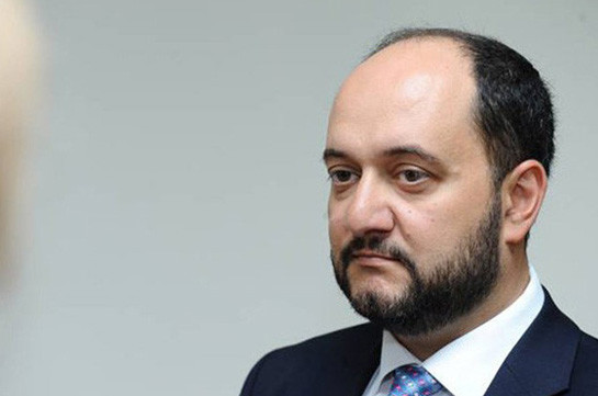 Նրանք մնացին աշխատելու հանուն մեզ, Դուք մնացեք տանը հանուն նրանց. Արայիկ Հարությունյան