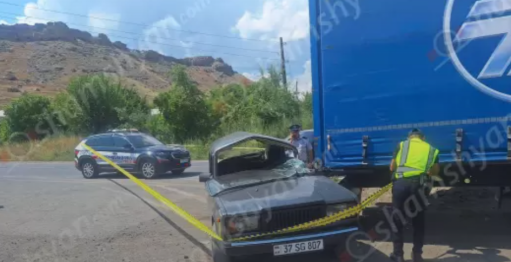 Վայոց ձորի մարզում բախվել են «Վազ 21101»-ը, «Վազ 2107»-ը և «Iveco» բեռնատարը. կա վիրավոր