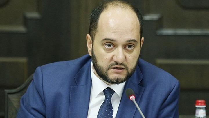 Անձամբ եմ եղել երկու դպրոցում, համաճարակային ֆոնի կտրուկ փոփոխություններ չեն նկատվել. ԿԳՄՍ նախարար