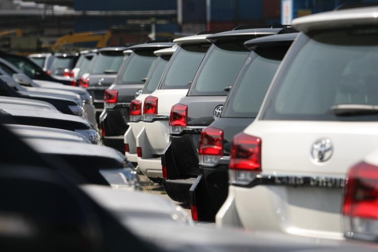 1-1.5 ժամում 200 մ առաջ չենք գնում. Գյումրիի մաքսատունը չլուծեց ավտոներկրողների խնդիրը. «Ժամանակ»
