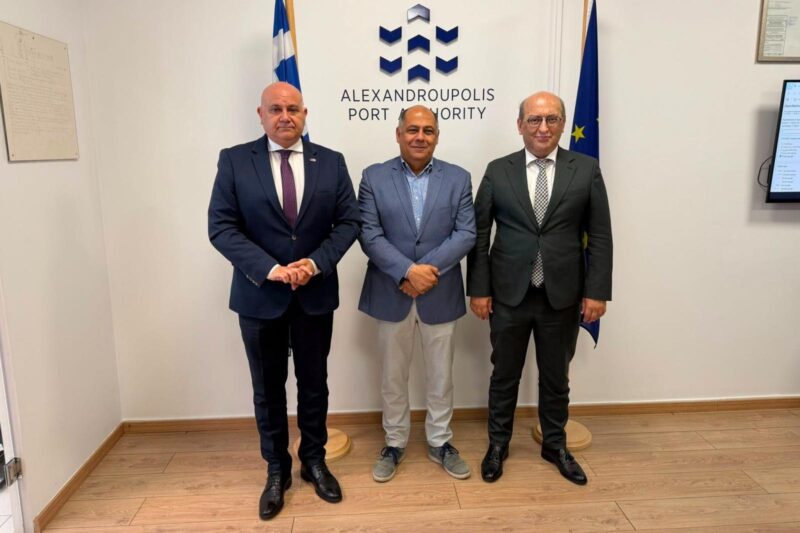 Դեսպան Մկրտչյանը Ալեքսանդրուպոլիի նավահանգստի գործադիր տնօրենին ներկայացրել է «Խաղաղության խաչմերուկ» նախաձեռնությունը