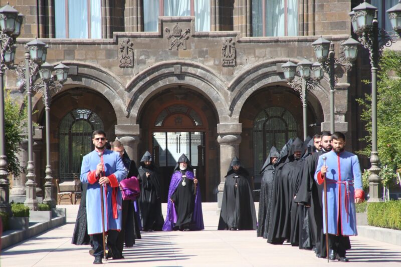 Խաչի հաղթության և բարձրացման տոնը․ Խաչվերացը՝ Մայր Աթոռ Սուրբ Էջմիածնում