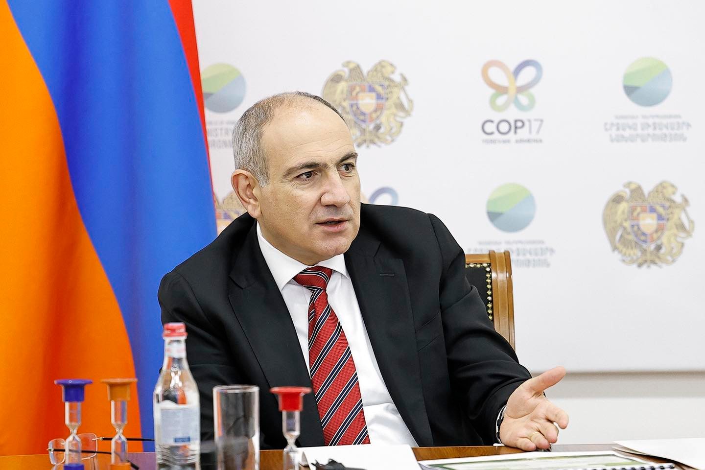 Սևանա լիճը կանաչում է, ամբողջ Հայաստանը ողբերգության մեջ է, ու մարդիկ չեն գիտակցում, որ մեզնից յուրաքանչյուրն այդ պրոցեսի մասնակից է. Փաշինյան
