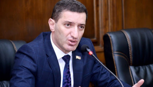 Մարդիկ անգրագետ «պողոսներ» էին, երբ հայտնվեց հանրաքվեի մշուշոտ հեռանկարը հիշեցին հպարտ քաղաքացիներին․ Պետրոսյան