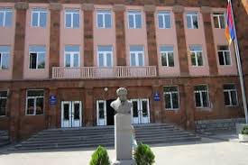 Ուսուցիչները հայտարարում են, որ բոլորով աշխատանքից կազատվեն, եթե տնօրենին չնշանակեն. Ստեփանյան