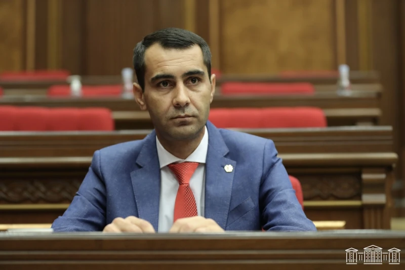 Կարեն Սարգսյանը Ձորաղբյուրում շքեղ առանձնատուն է կառուցում. «Հրապարակ»
