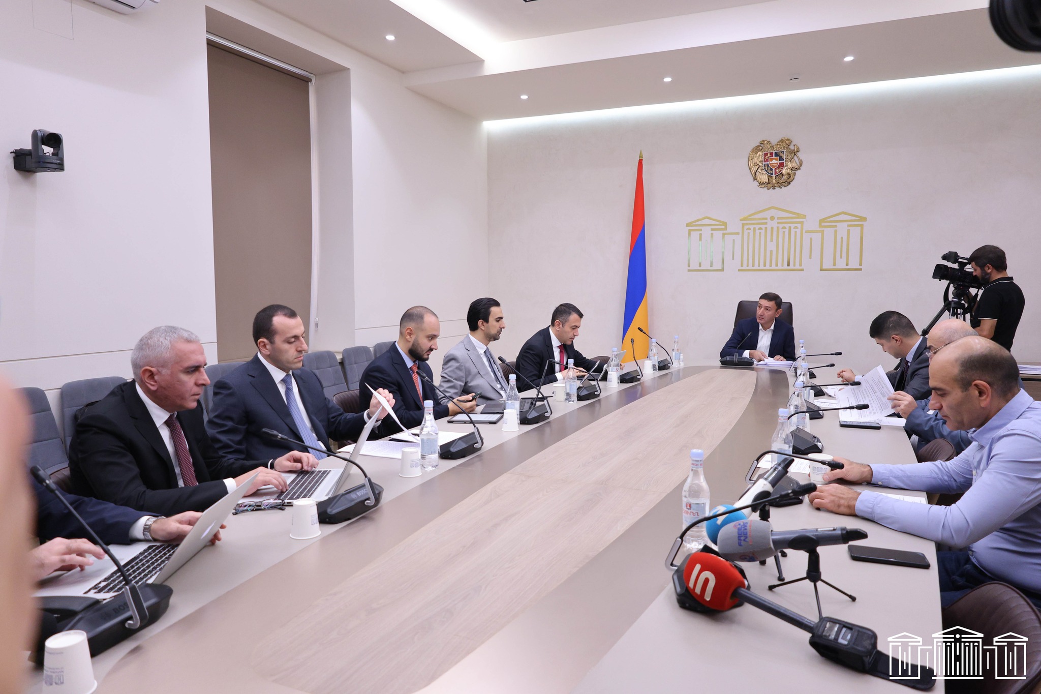Տնտեսական հարցերի մշտական հանձնաժողովում երկրորդ ընթերցմամբ քննարկվել և ընդունվել են մի շարք նախագծեր
