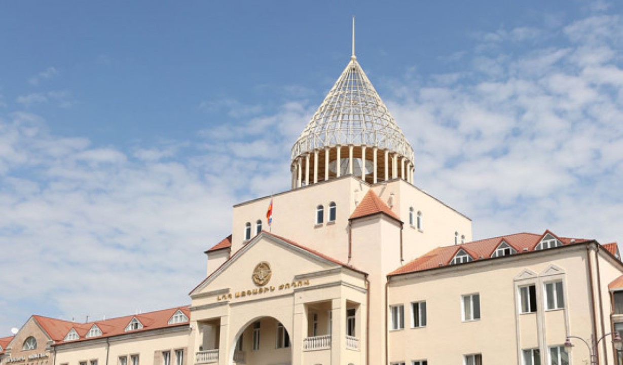 Բաքվում պահվող բոլոր հայերի հայրենիք վերադարձը մտնում են ՀՀ պետական մարմինների պարտավորությունների մեջ. Արցախի ԱԺ