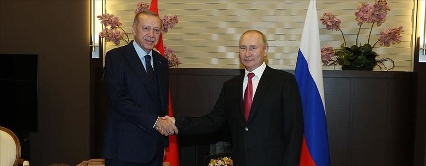 Путин проинформировал Эрдогана об итогах трехсторонней встречи в Сочи