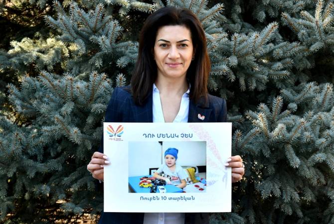 Աննա Հակոբյանի նախաձեռնությամբ 3000 մարդ միացել է «Միասին կարող ենք կյանքեր փրկել» ֆլեշմոբին