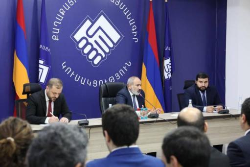 Փաշինյանը կոշտ խոսակցություն է ունեցել ՔՊ-ականների հետ․ «Հրապարակ»