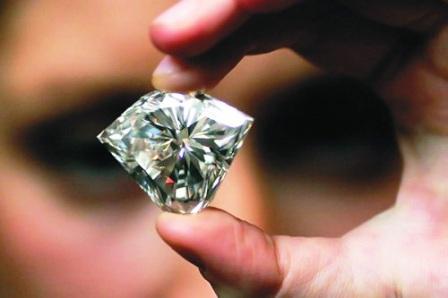 Правительство Армении создает компанию по приобретению алмазного сырья у компании "АЛРОСА"