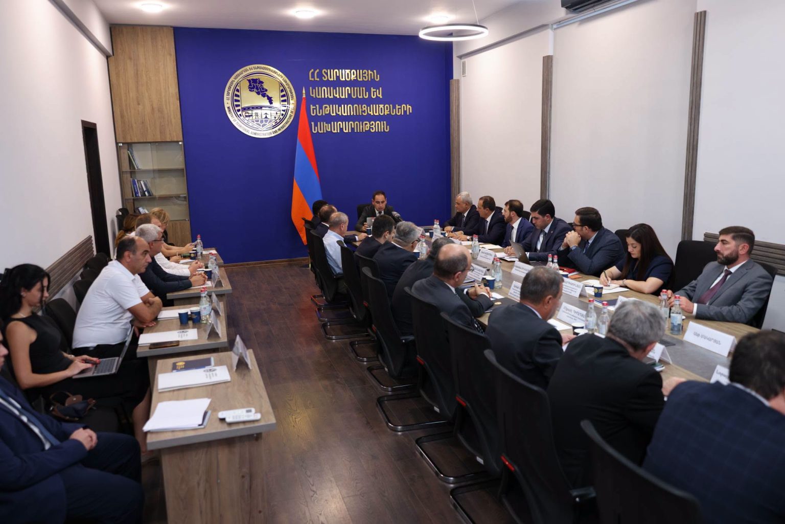 Տեղի է ունեցել հանրային լսում՝ ՀԷՑ բաժնետոմսերի գերակա շահ ճանաչելու նախագծի շուրջ