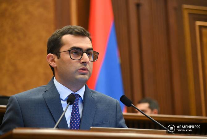 Կողմ ենք, որ առանց նախապայմանների բացվեն սահմանները Թուրքիայի հետ. դա բխում է Հայաստանի շահերից. Հակոբ Արշակյան