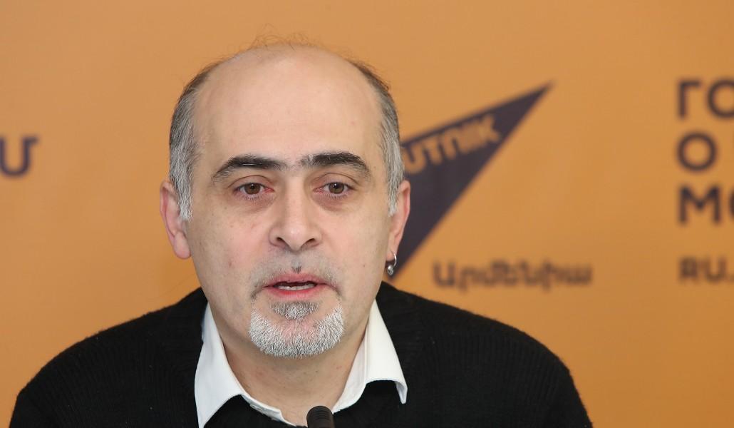 Որ «ֆեյքը» վատ բան է, դա ոչ միայն սխալ, այլեւ վտանգավոր կարծիք է. Սամվել Մարտիրոսյան