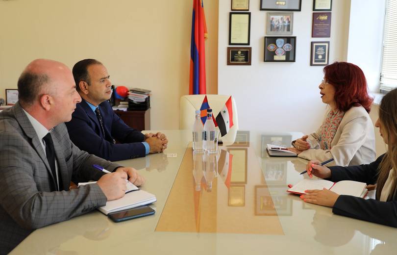 Զարեհ Սինանյանը հանդիպել է ՀՀ-ում Սիրիայի Արաբական Հանրապետության արտակարգ և լիազոր դեսպանի հետ