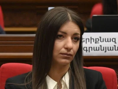 ՔՊ-ական պատգամավորը հերքում է՝ նշելով, որ իր անունից ցուցարարներին վիրավորող գրառումը ֆեյք է