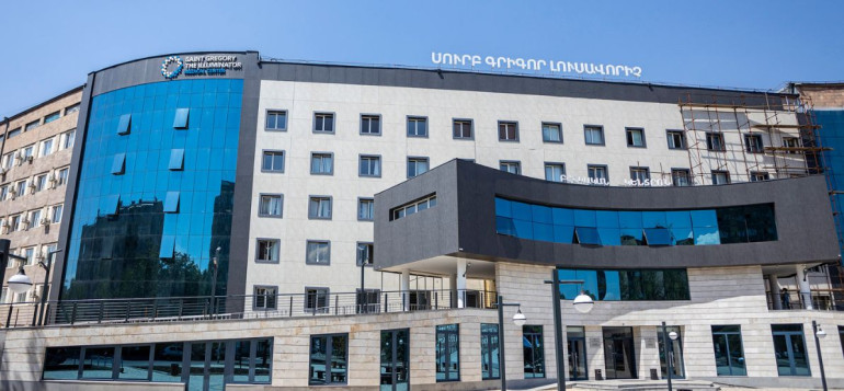Երևանում հրшզենային վնասվածքով հիվանդանոց տեղափոխված 45-ամյա տղամարդու կյանքը բժիշկներին չի հաջողվել փրկել