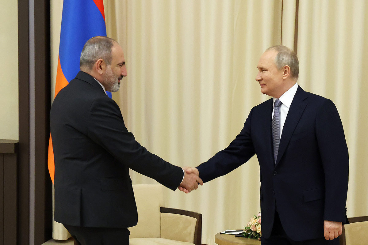 Պուտինը Փաշինյանի հետ զրույցում ընդգծել է ռուս խաղաղապահների հետ սերտ փոխգործակցության անհրաժեշտությունը