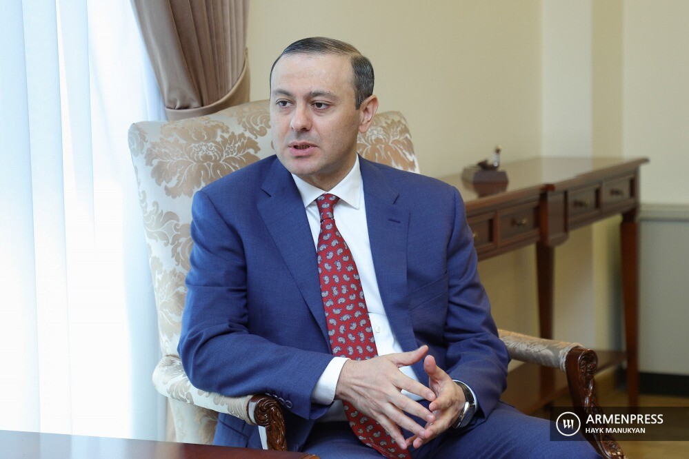Հայաստանի ԱԽ քարտուղարն ու Գերմանիայի Դաշնային հետախուզական ծառայության նախագահը մտքեր են փոխանակել անվտանգության իրավիճակի շուրջ
