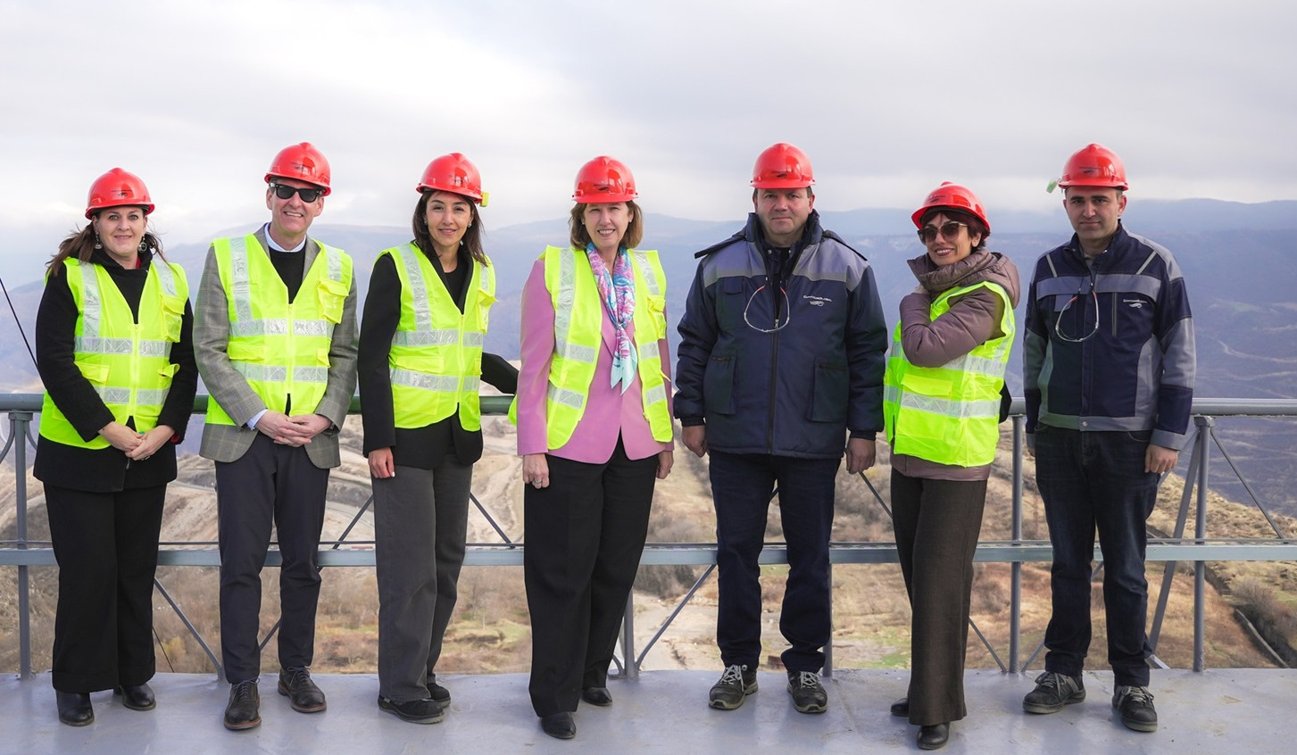 Դեսպան Քվինը Սյունիքում վերահաստատել է ԱՄՆ աջակցությունը ՀՀ տարածքային ամբողջականությանը