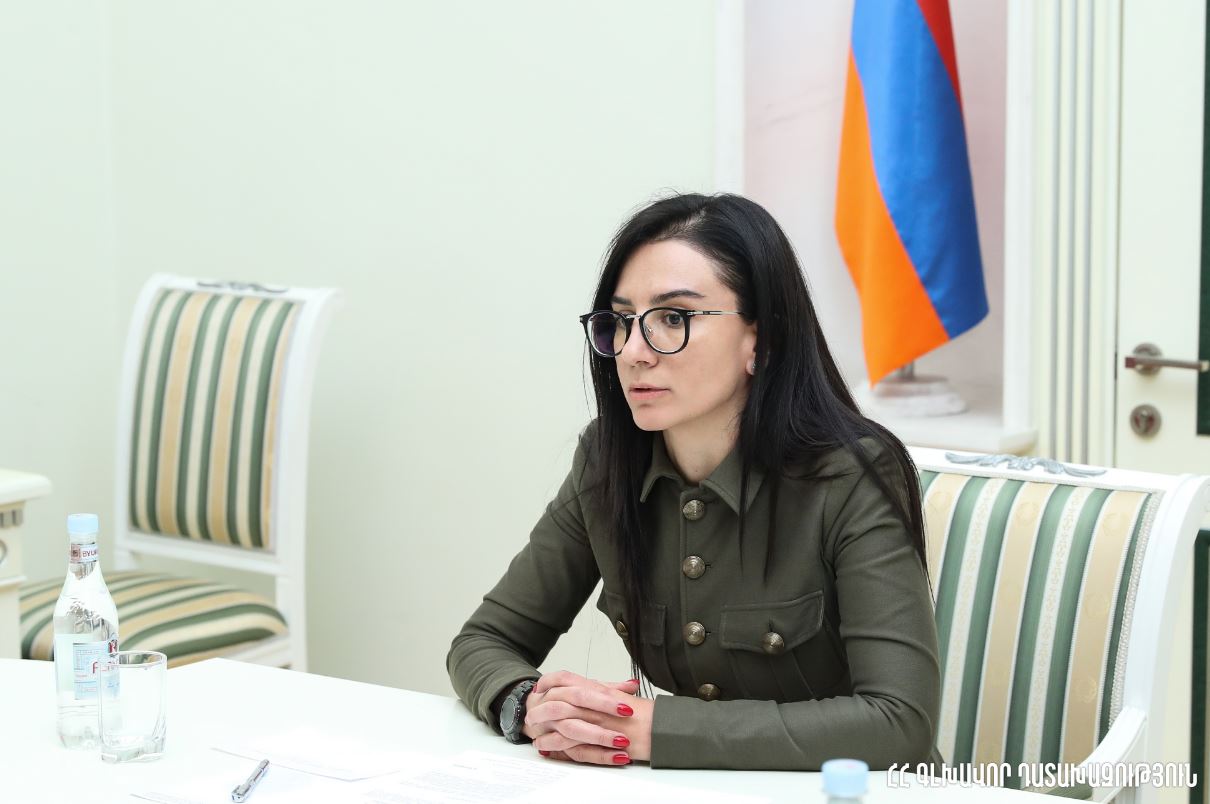 Աննա Վարդապետյանը հավատացնում է, թե հոգևորականների մասով արհեստական օրակարգեր առաջ չեն տանում