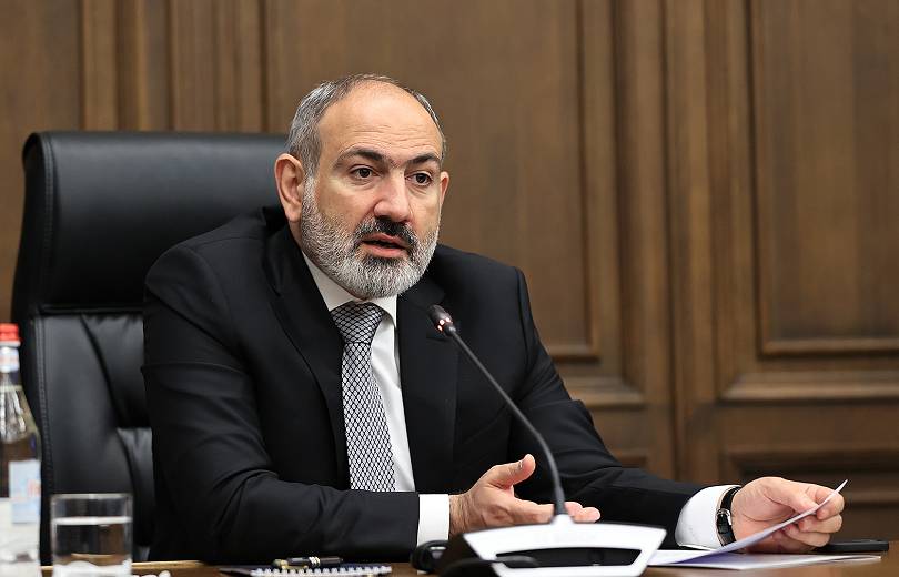 Այսօր կղերաֆեոդալական համակարգը բունտ է անում, ասում է՝ դուք ի՞նչ իրավունք ունեք մտածել․ Փաշինյան