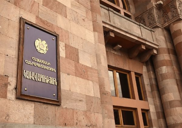 Միլիարդները կրկին բաժանվեցին, բայց երկու անկախ հանձնաժողով հերթական անգամ դուրս մնացին. ինչո՞ւ են անտեսվում պետության առանցքային օղակները