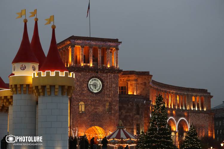 16 մլն դրամանոց վերելակ, թանկարժեք գորգեր, մարմարյա սալիկներ. կառավարության շենքը կապիտալ վերանորոգում են. «Հրապարակ»