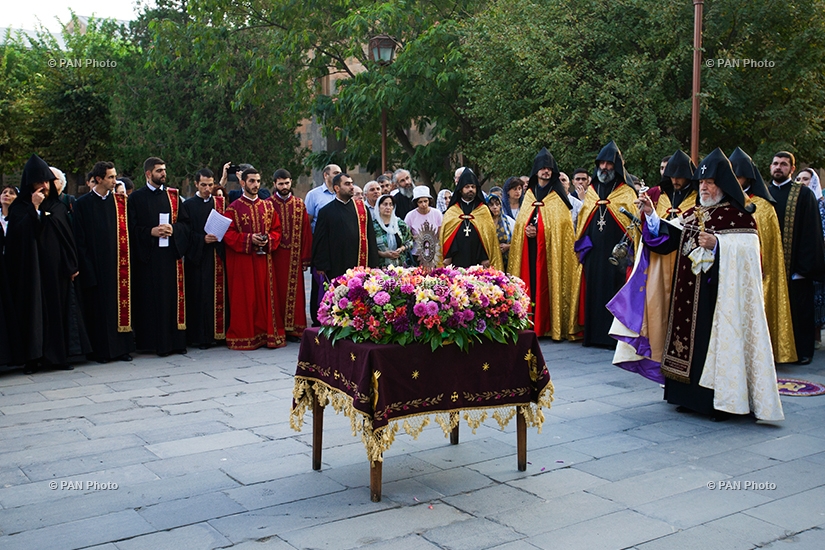 Այսօր հայ առաքելական եկեղեցին նշում է Խաչվերացը