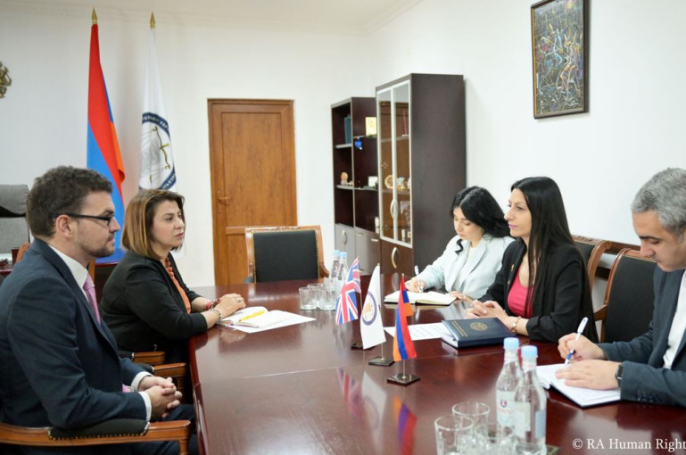 ՄԻՊ-ը Մեծ Բրիտանիայի դեսպանին ներկայացրել է Ադրբեջանի ԶՈւ գործողությունների հետևանքով ստեղծված իրավիճակը