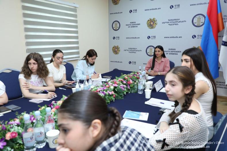ՄԻՊ խորհրդի նիստում քննարկվել են երեխաների անձնական տվյալների պաշտպանության և հաշմանդամություն ունեցող անձանց իրավունքների հարցերը