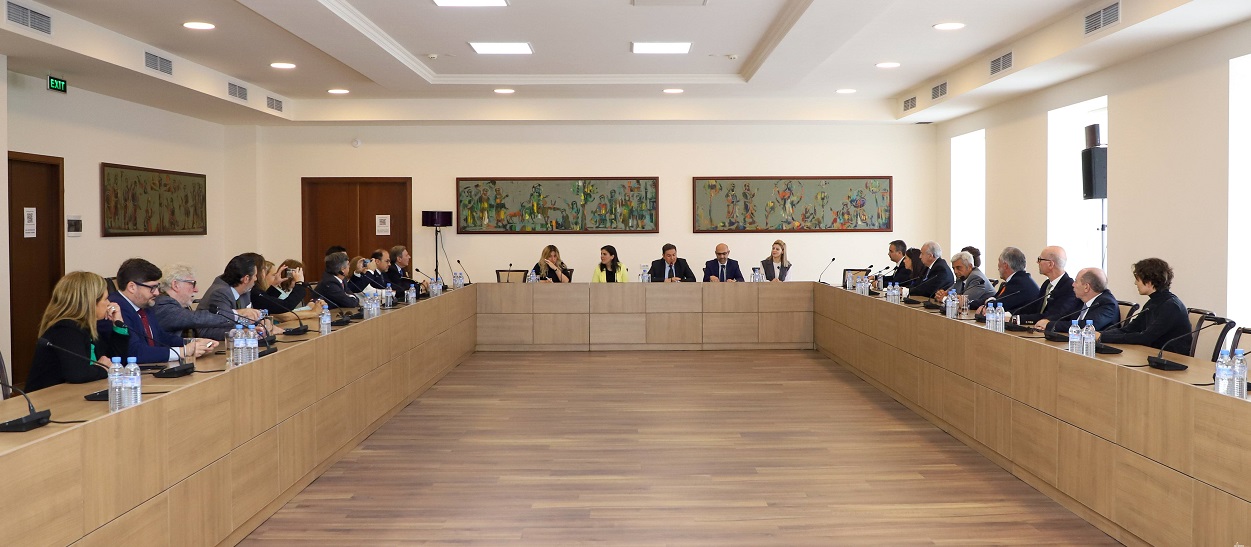ԱԳ փոխնախարարն արգենտինացի լրագրողներին ներկայացրել է Լեռնային Ղարաբաղի հակամարտության շուրջ ստեղծված ներկա իրավիճակը