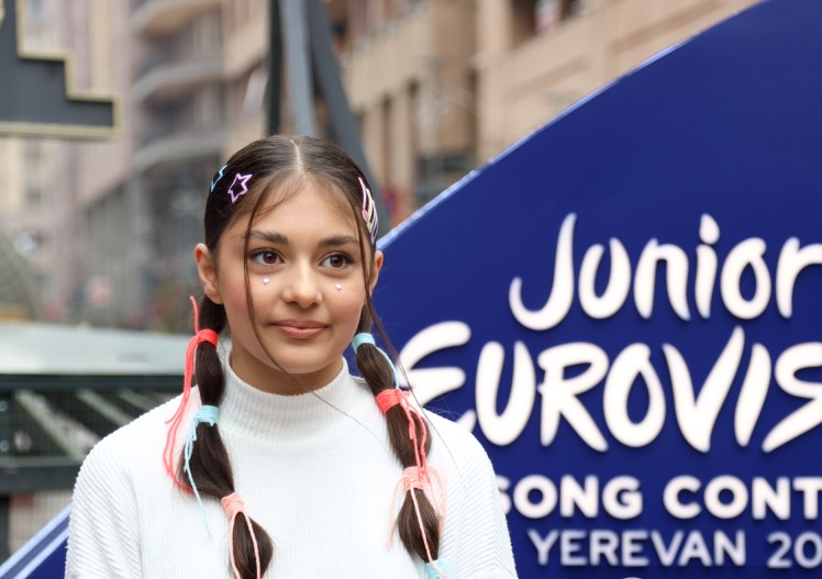 «Մանկական Եվրատեսիլ 2022»-ի Հայաստանի պատվիրակ Նարեի երգի հոլովակը մրցույթի YouTube-ի պաշտոնական ալիքում այս պահին ամենադիտվածն է