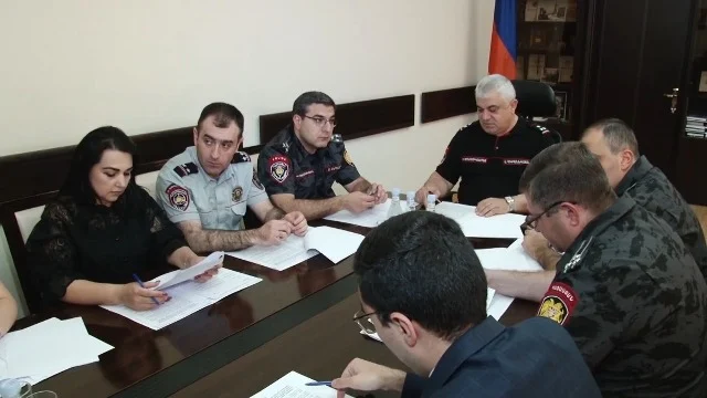 2 ոստիկանի նկատմամբ կիրառվել է «խիստ նկատողություն» կարգապահական տույժ
