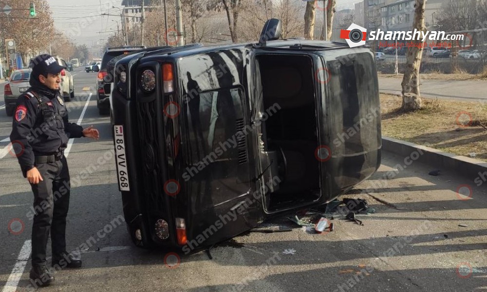 Ավտովթար՝ Երևանում. բախվել են 23-ամյա վարորդների Lada-ն ու Niva-ն, վերջինս կողաշրջվել է