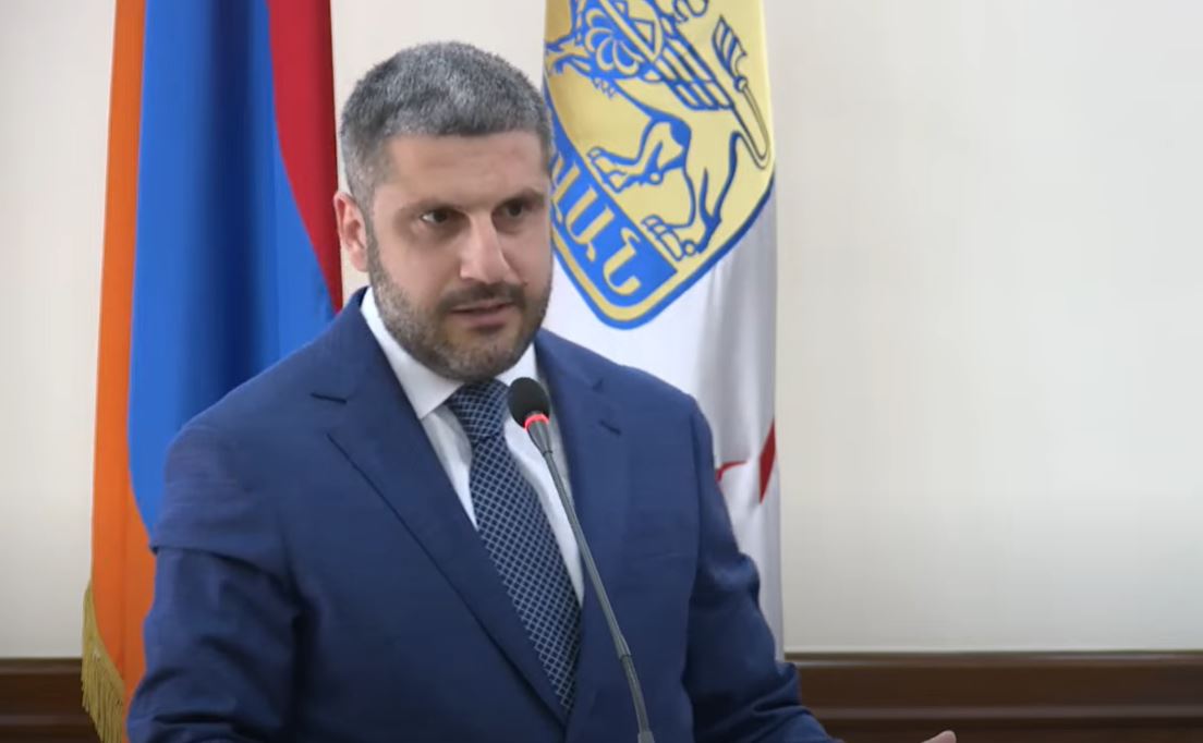 Սկանդալից մինչև միլիոններ. Արմեն Փամբուխչյանի հայտարարագրերի հետքերով. «Ժողովուրդ»