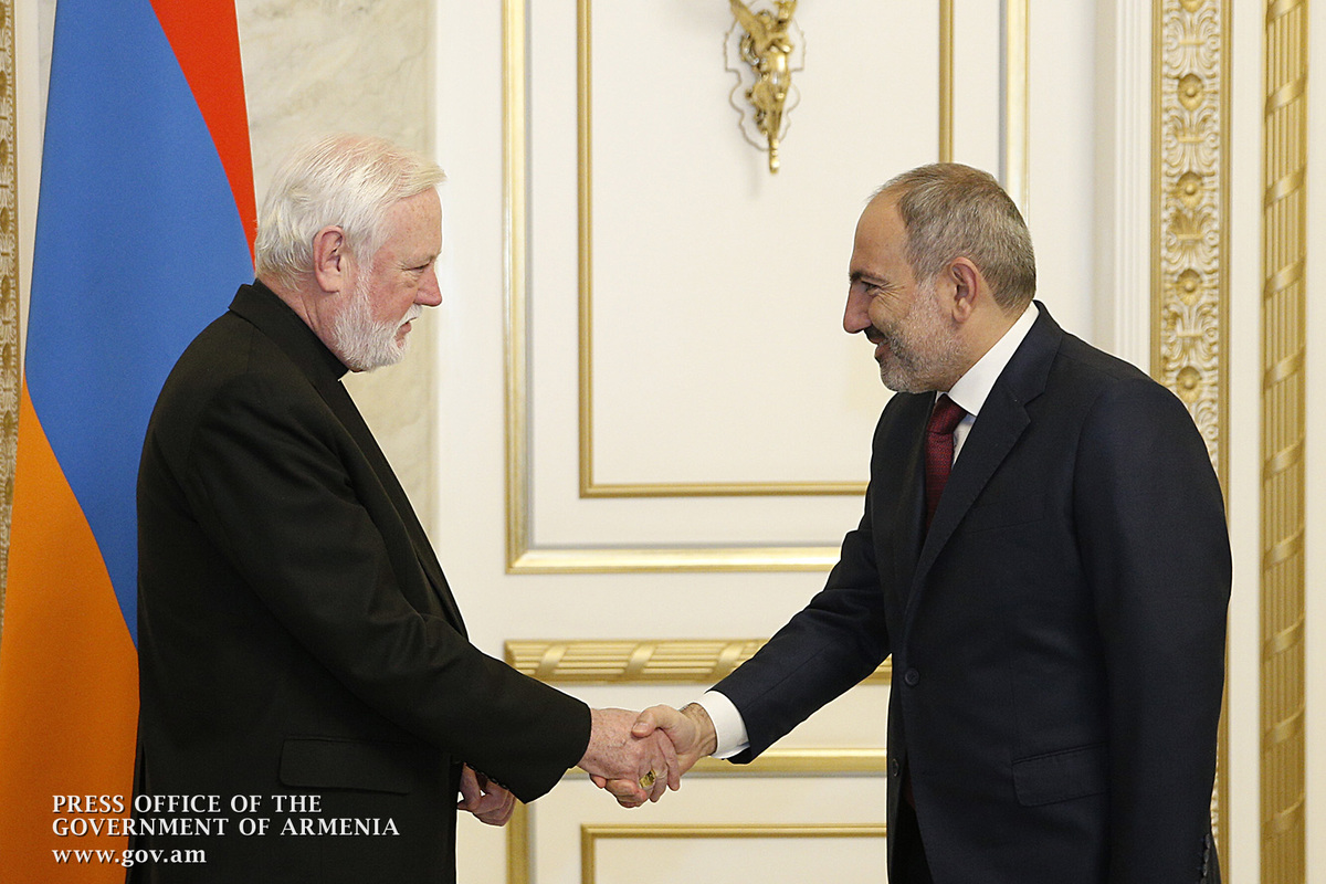 Նիկոլ Փաշինյանն ընդունել է Սուրբ Աթոռի պետությունների հետ հարաբերությունների քարտուղար Փոլ Ռիչարդ Գալլագերին