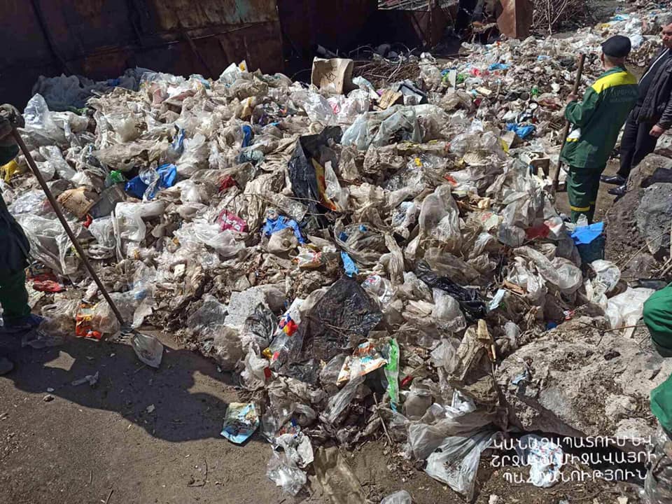 Միթե՞ կարելի է այսչափ չսիրել քաղաքը․ Մինի աղբավայր Արաբկիրում (լուսանկարներ)