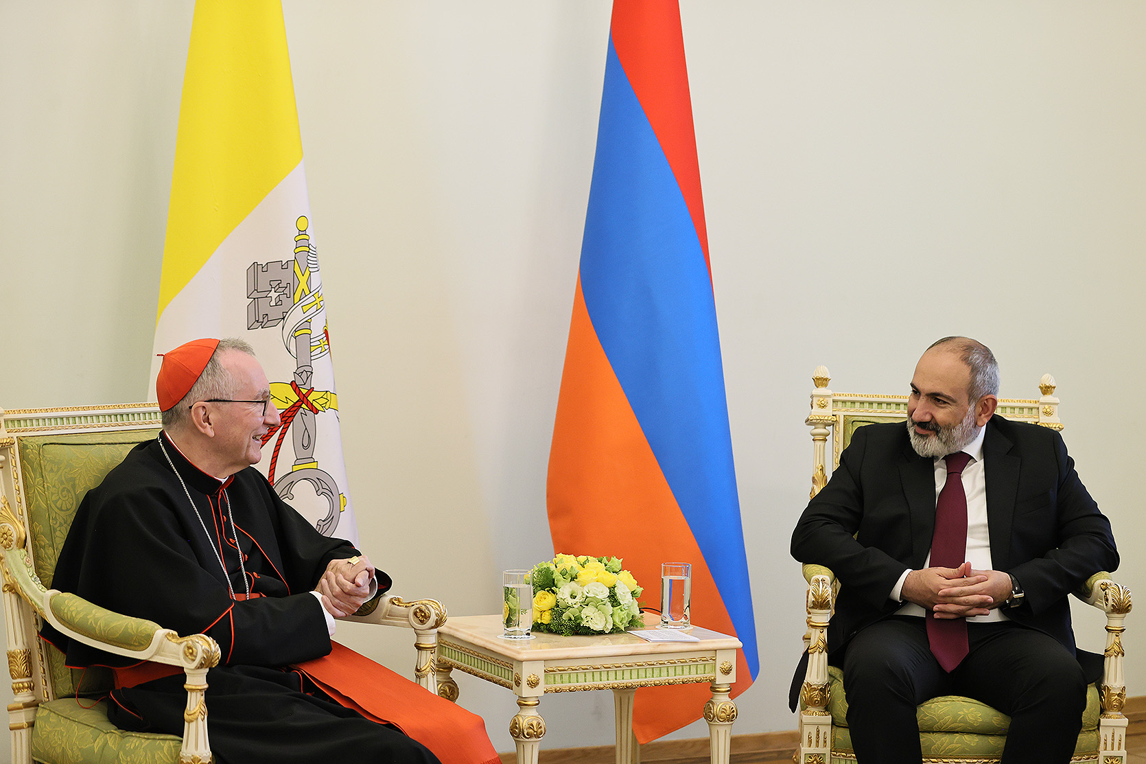 Премьер-министр Пашинян принял государственного секретаря Святого Престола, кардинала Пьетро Паролина
