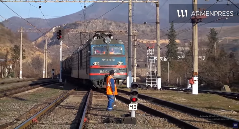 Ադրբեջանական բենզինով բեռնված գնացքը ժամանեց Հայաստանի «Այրում» կայարան