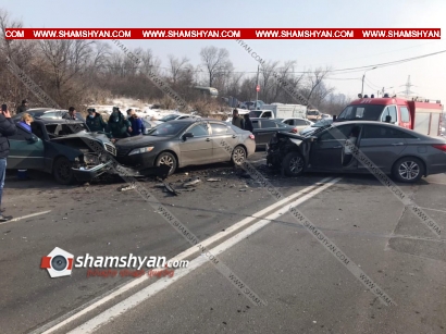 Երևանում բախվել են Toyota-ն, Mercedes-ն ու Hyundai-ը. վիրավորներին արգելափակումից դուրս են բերել փրկարարները