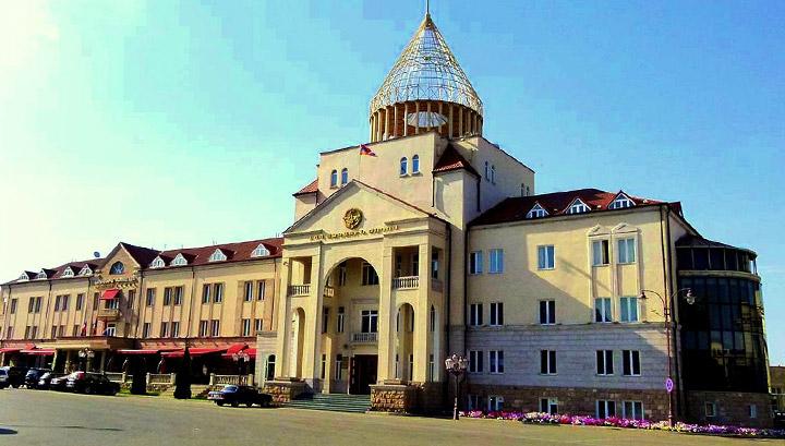 Արցախի խորհրդարանում թեժ քննարկում է սպասվում․ «Հրապարակ»